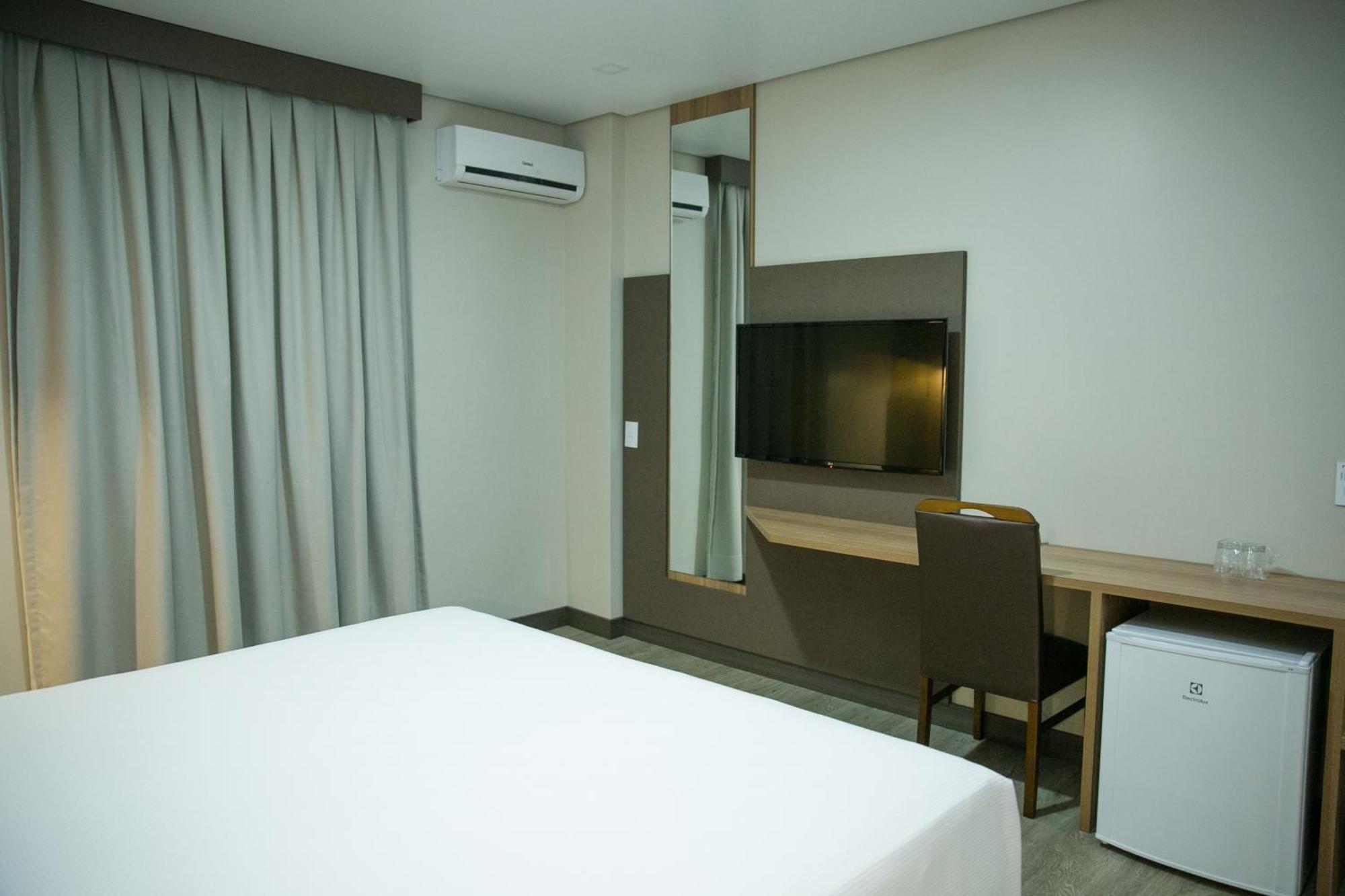 Bello Hotel Toledo  Dış mekan fotoğraf