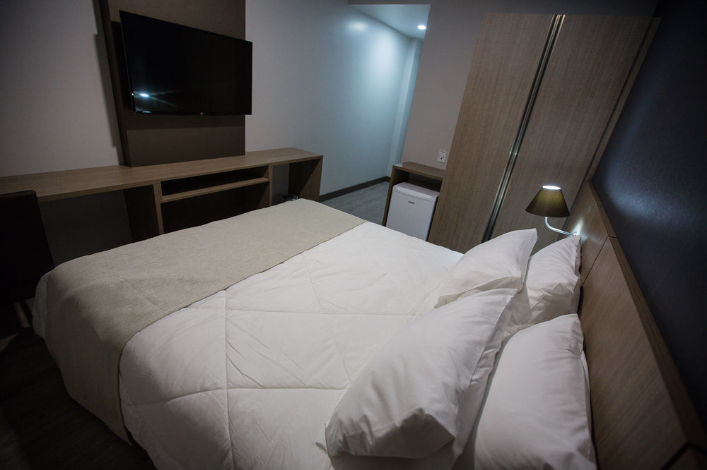 Bello Hotel Toledo  Dış mekan fotoğraf