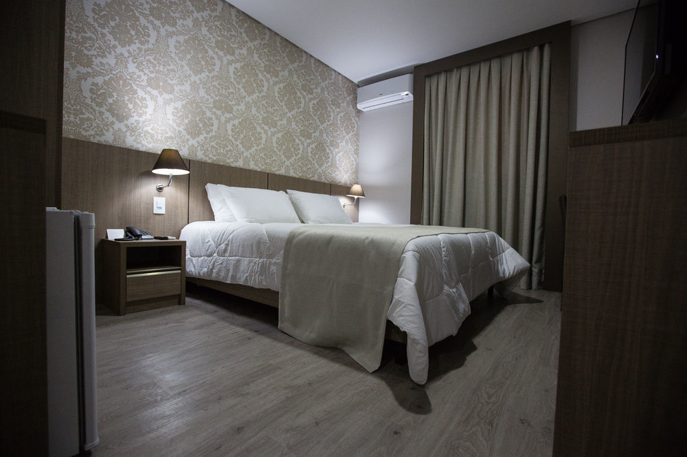 Bello Hotel Toledo  Dış mekan fotoğraf